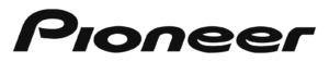 A kisbetűs fekete "Pioneer" logó egyedi, sima íveket és lekerekített éleket mutat átlátszó háttéren. Ez a dizájn modern és letisztult megjelenést áraszt, kiemelve az egyszerűséget és az eleganciát – tökéletesen illik rendezvényszervezéshez vagy bármely hostess ügynökség márkához.